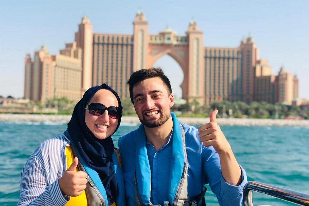 Barco con cabina de cobalto